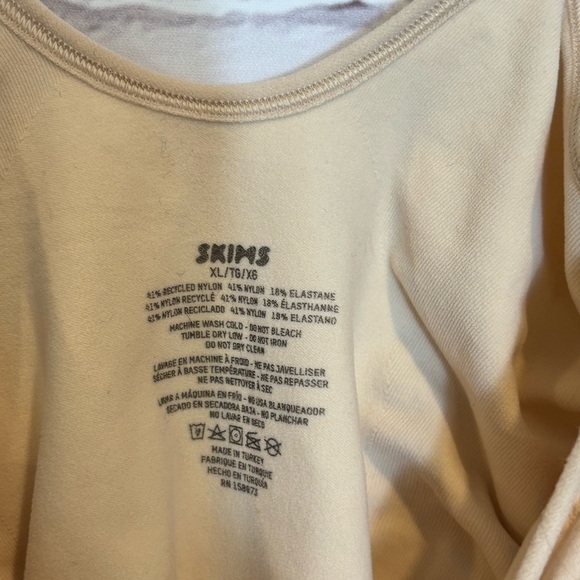 SKIMS Seamless Sculpt Thong Bodysuit Size Large - Picture 7 of 7